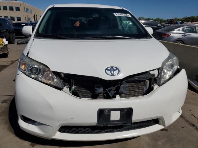 5TDKK3DC3FS566698 - 2015 TOYOTA SIENNA LE WHITE photo 5