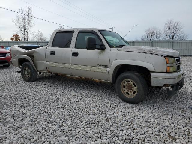 1GCGK13U86F144186 - 2006 CHEVROLET SILVERADO K1500 HEAVY DUTY SILVER photo 4