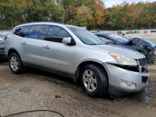 1GNER23D09S111792 - 2009 CHEVROLET TRAVERSE LT SILVER photo 4