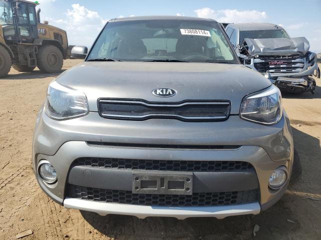 KNDJP3A54K7697517 - 2019 KIA SOUL + GRAY photo 5