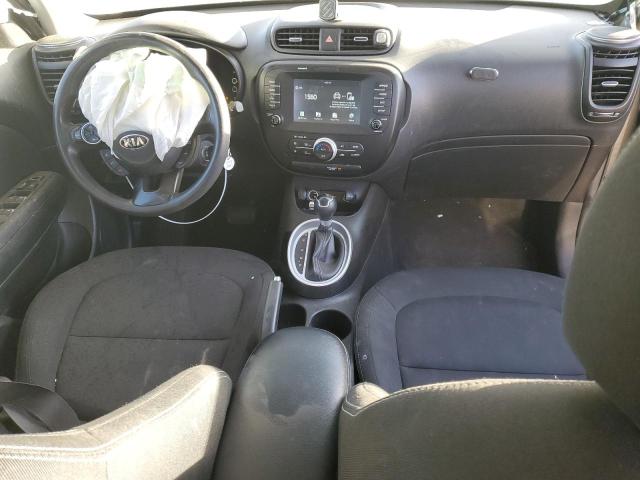 KNDJP3A54K7697517 - 2019 KIA SOUL + GRAY photo 8