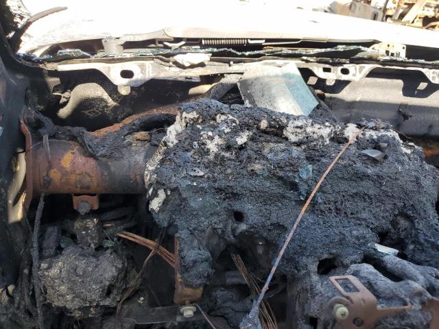 5TBRN34142S323750 - 2002 TOYOTA TUNDRA ACCESS CAB SR5 WHITE photo 9