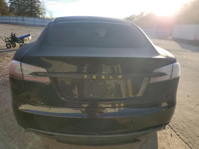 5YJSA1S18EFP63622 - 2014 TESLA MODEL S შავი ფოტო 6