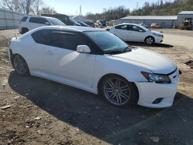 JTKJF5C77C3043576 - 2012 TOYOTA SCION TC WHITE photo 4