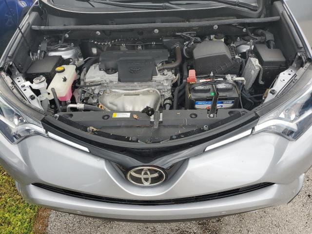 2T3WFREV6HW383600 - 2017 TOYOTA RAV4 XLE SILVER photo 12