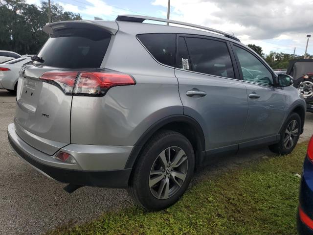 2T3WFREV6HW383600 - 2017 TOYOTA RAV4 XLE SILVER photo 3