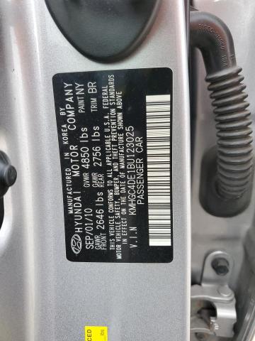 KMHGC4DE1BU123025 - 2011 HYUNDAI GENESIS 3.8L SILVER photo 12