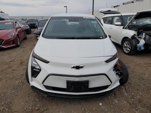 1G1FW6S01P4135749 - 2023 CHEVROLET BOLT EV 1LT WHITE photo 5