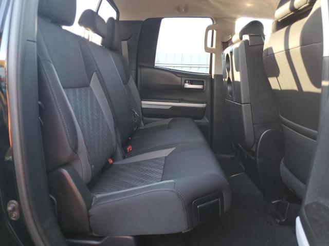 5TFUM5F10HX072130 - 2017 TOYOTA TUNDRA DOUBLE CAB SR/SR5 BLACK photo 10