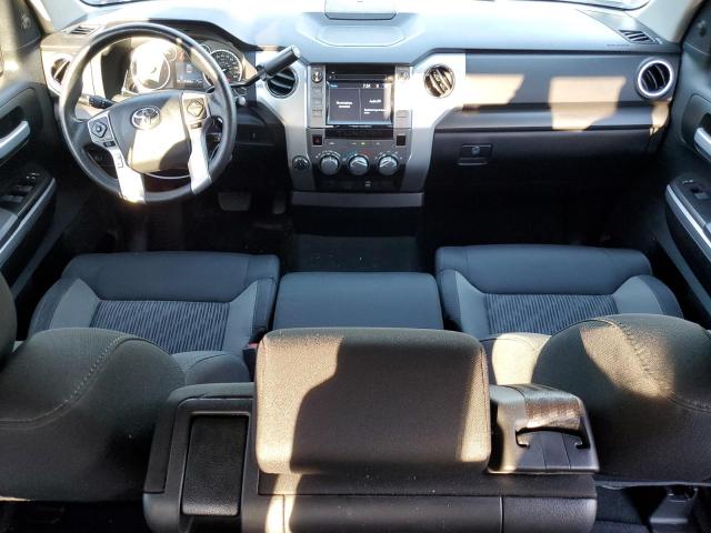 5TFUM5F10HX072130 - 2017 TOYOTA TUNDRA DOUBLE CAB SR/SR5 BLACK photo 8