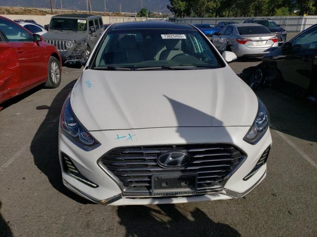 KMHE34L34JA087046 - 2018 HYUNDAI SONATA HYBRID WHITE photo 5