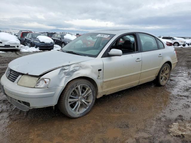 2001 VOLKSWAGEN PASSAT GLX, 