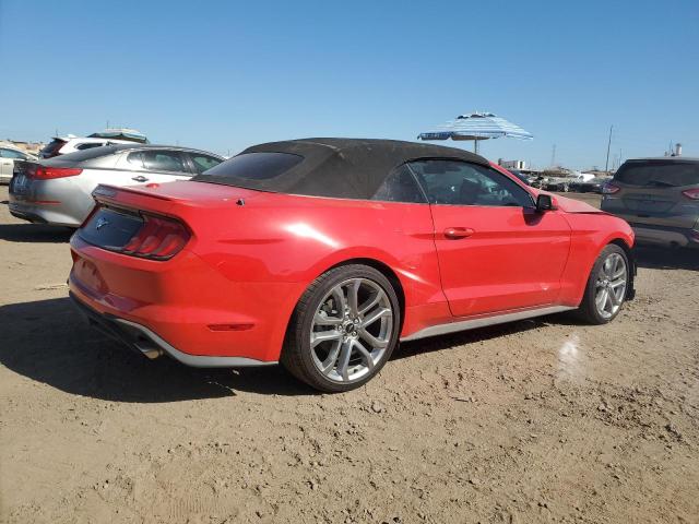 1FATP8UH6N5145082 - 2022 FORD MUSTANG RED photo 3