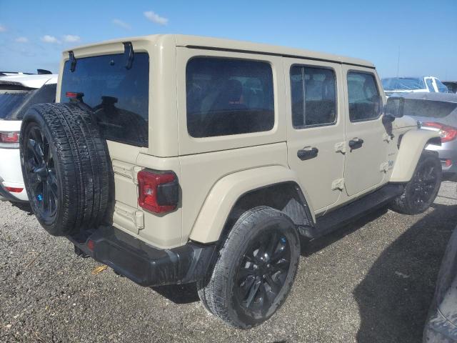 1C4JJXP69NW279845 - 2022 JEEP WRANGLER U SAHARA 4XE TAN photo 3