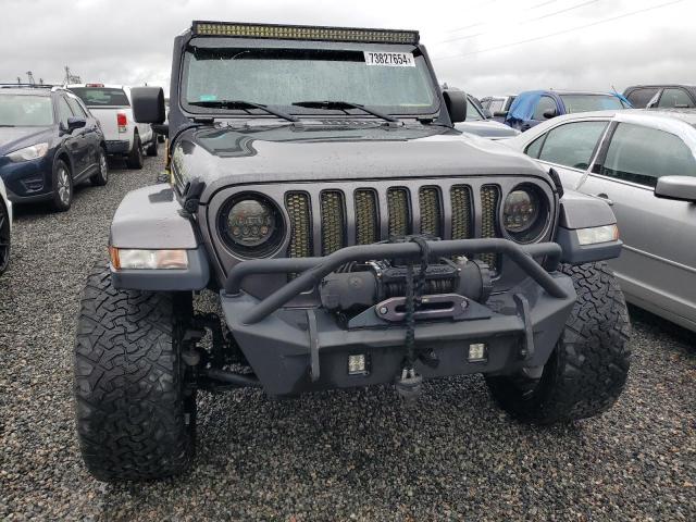 1C4HJXEN2LW115665 - 2020 JEEP WRANGLER U SAHARA GRAY photo 5