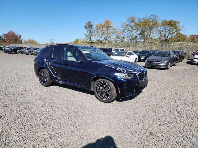 5UX83DP03R9V73988 - 2024 BMW X3 M40I BLUE photo 3