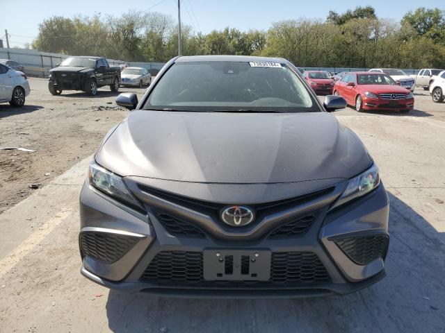 4T1T11AK9PU773211 - 2023 TOYOTA CAMRY SE NIGHT SHADE GRAY photo 5