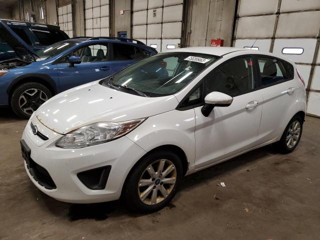 3FADP4EJ4DM147050 - 2013 FORD FIESTA SE WHITE photo 1