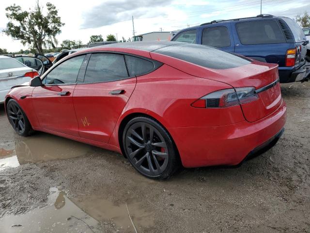 5YJSA1E57MF435363 - 2021 TESLA MODEL S RED photo 2