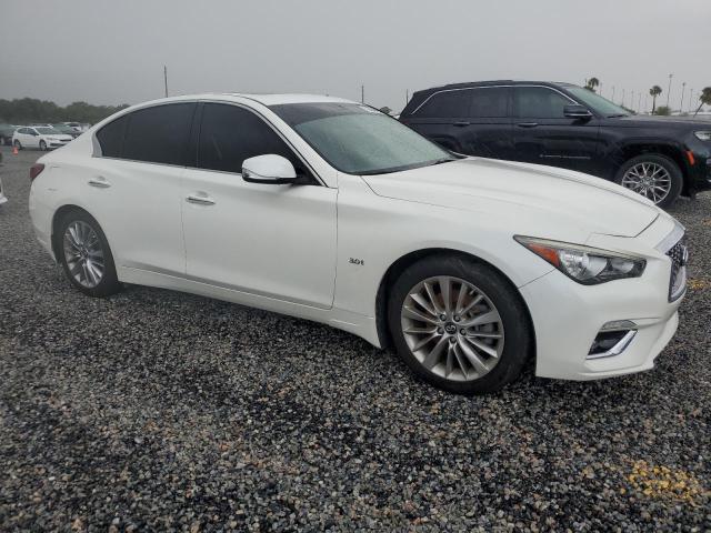 JN1EV7APXKM511757 - 2019 INFINITI Q50 LUXE WHITE photo 4