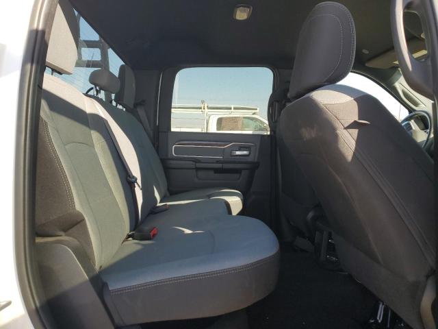 3C6UR5DL0NG392397 - 2022 RAM 2500 BIG HORN/LONE STAR WHITE photo 10