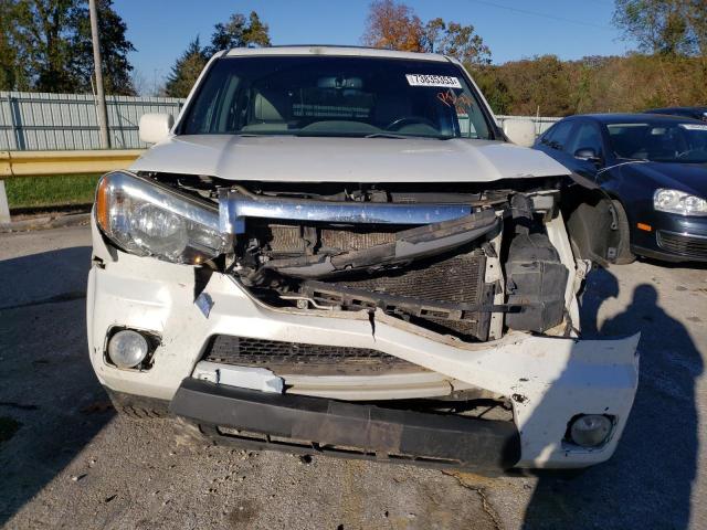 5FNYF4H96BB064074 - 2011 HONDA PILOT TOURING WHITE photo 5