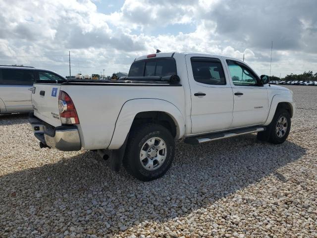 5TFJU4GN9FX074342 - 2015 TOYOTA TACOMA DOUBLE CAB PRERUNNER WHITE photo 3