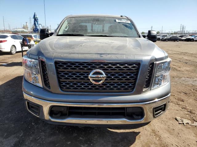 1N6AA1E58KN527069 - 2019 NISSAN TITAN SV GRAY photo 5