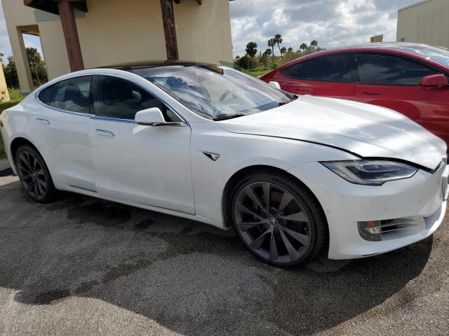 5YJSA1E27MF424174 - 2021 TESLA MODEL S WHITE photo 4