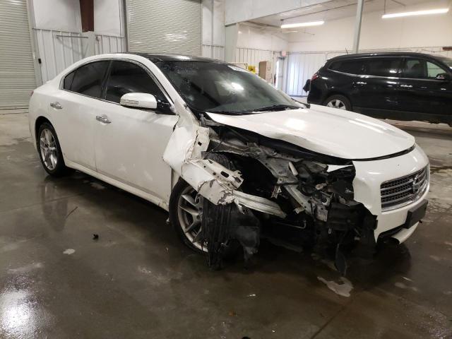 1N4AA5AP0BC866363 - 2011 NISSAN MAXIMA S WHITE photo 4