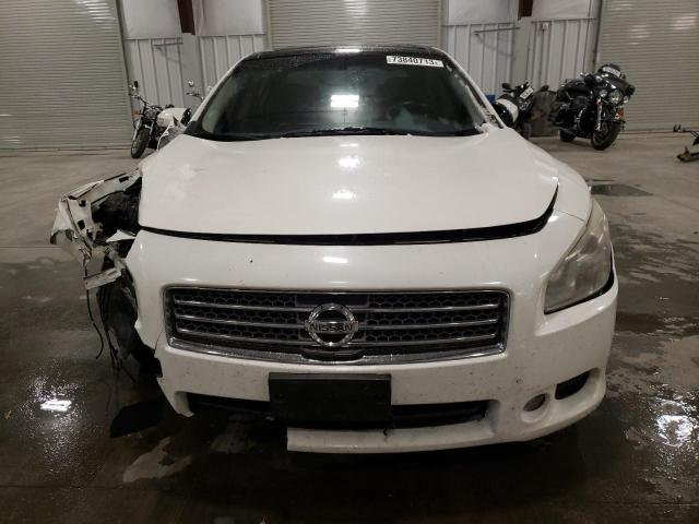 1N4AA5AP0BC866363 - 2011 NISSAN MAXIMA S WHITE photo 5