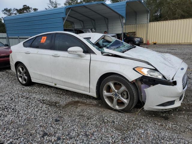 3FA6P0H7XDR355857 - 2013 FORD FUSION SE WHITE photo 4