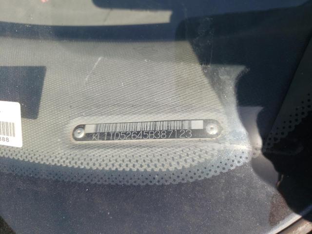 KL1TD52645B387123 - 2005 CHEVROLET AVEO BASE Mavi foto 13