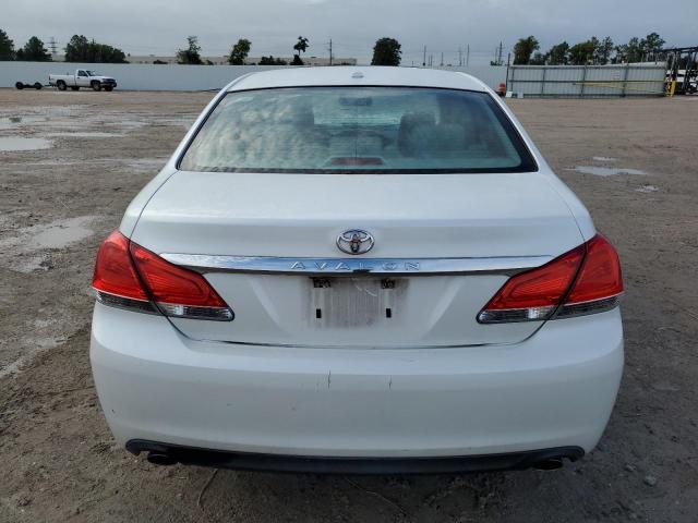 4T1BK3DB8BU387212 - 2011 TOYOTA AVALON BASE 白色 照片 6