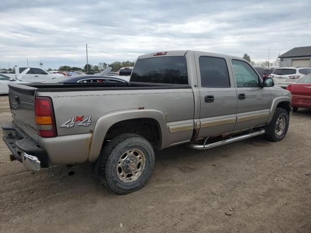 1GCGK13U02F226620 - 2002 CHEVROLET SILVERADO K1500 HEAVY DUTY SILVER photo 3