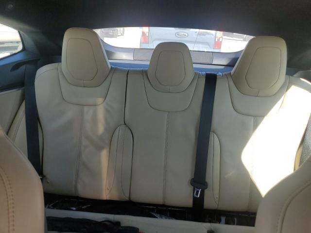 5YJSA1E22GF127785 - 2016 TESLA MODEL S WHITE photo 10