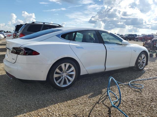 5YJSA1E22GF127785 - 2016 TESLA MODEL S WHITE photo 3