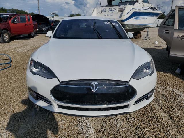 5YJSA1E22GF127785 - 2016 TESLA MODEL S WHITE photo 5