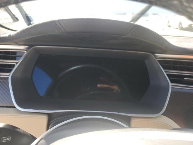 5YJSA1E22GF127785 - 2016 TESLA MODEL S WHITE photo 9