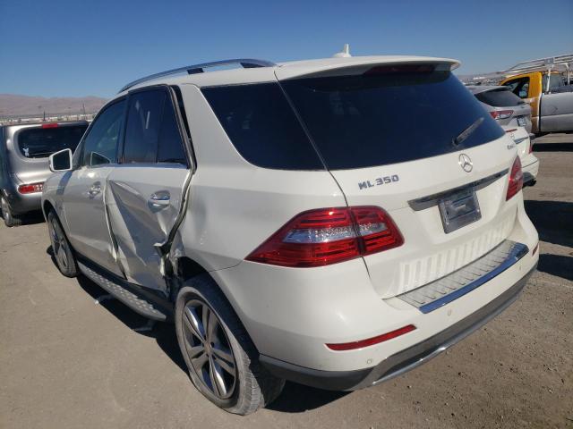 4JGDA5HB2CA034792 - 2012 MERCEDES-BENZ ML 350 4MATIC WHITE photo 2