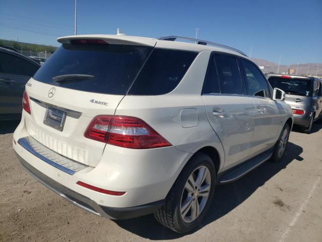 4JGDA5HB2CA034792 - 2012 MERCEDES-BENZ ML 350 4MATIC WHITE photo 3