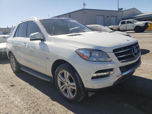 4JGDA5HB2CA034792 - 2012 MERCEDES-BENZ ML 350 4MATIC WHITE photo 4
