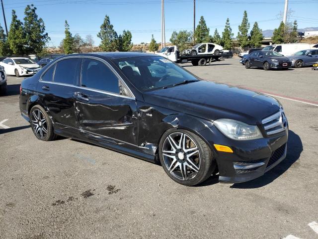 WDDGF5HB9DA849355 - 2013 MERCEDES-BENZ C 350 BLACK photo 4