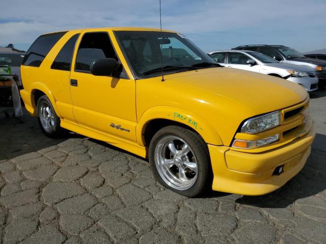 1GNCS18X03K106656 - 2003 CHEVROLET BLAZER YELLOW photo 4