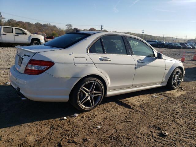 WDDGF7HB6AF486409 - 2010 MERCEDES-BENZ C 63 AMG WHITE photo 3