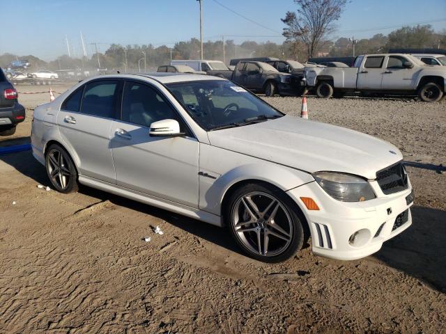 WDDGF7HB6AF486409 - 2010 MERCEDES-BENZ C 63 AMG WHITE photo 4