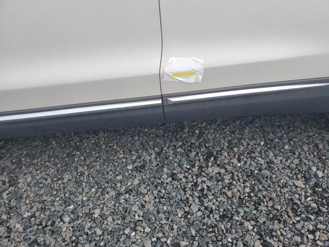 2LMPJ6LR1HBL12878 - 2017 LINCOLN MKX RESERVE Սպիտակ լուսանկար 12