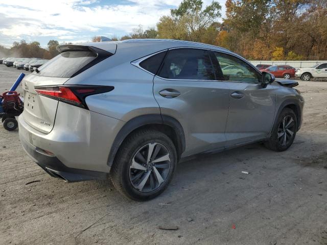 JTJBARBZ2K2186571 - 2019 LEXUS NX 300 BASE 银色 照片 3