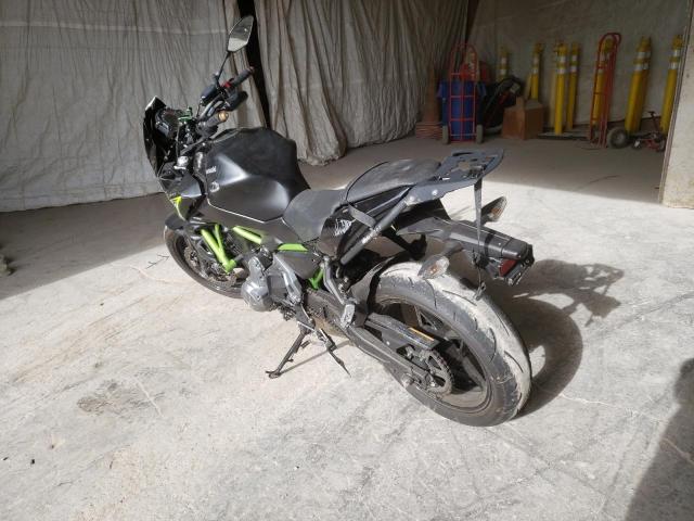 JKAEREH17JDA26821 - 2018 KAWASAKI ER650 H BLACK photo 3