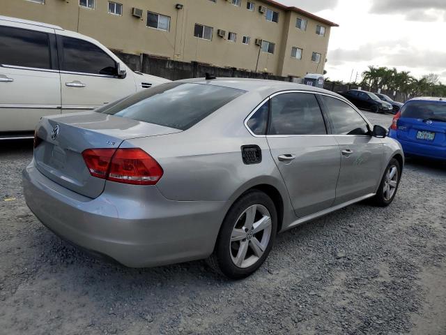 1VWAS7A37EC034648 - 2014 VOLKSWAGEN PASSAT S GRAY photo 3